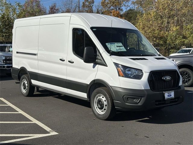 2025 Ford Transit Base