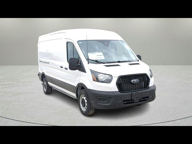 2025 Ford Transit Base
