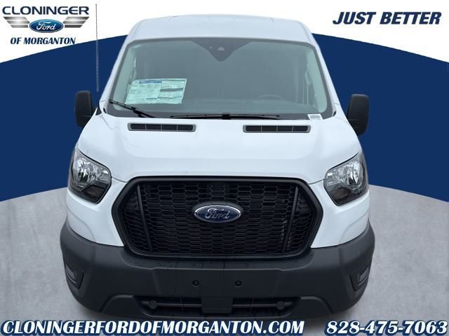 2025 Ford Transit Base