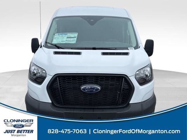 2025 Ford Transit Base