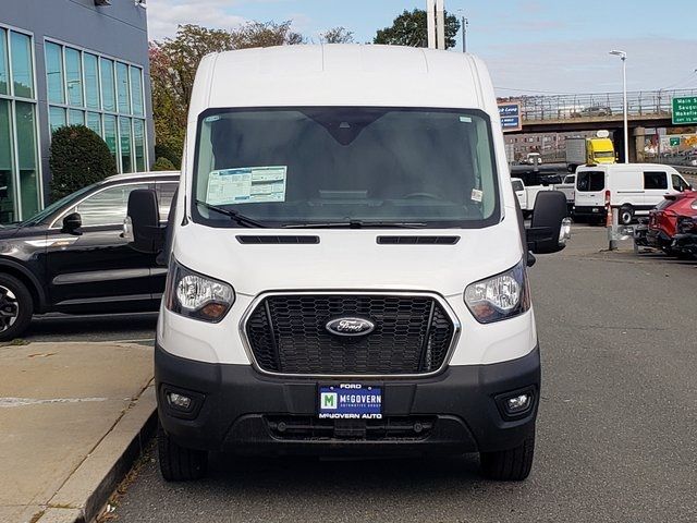 2025 Ford Transit Base