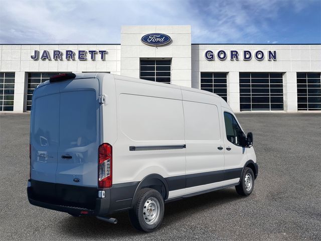 2025 Ford Transit Base