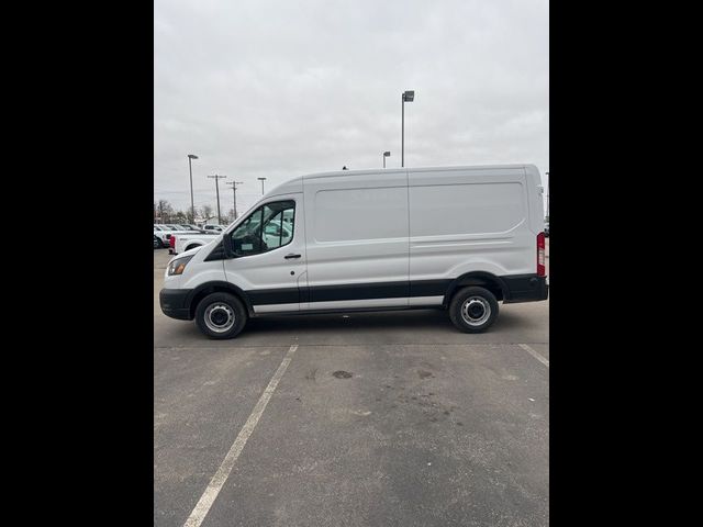 2025 Ford Transit Base