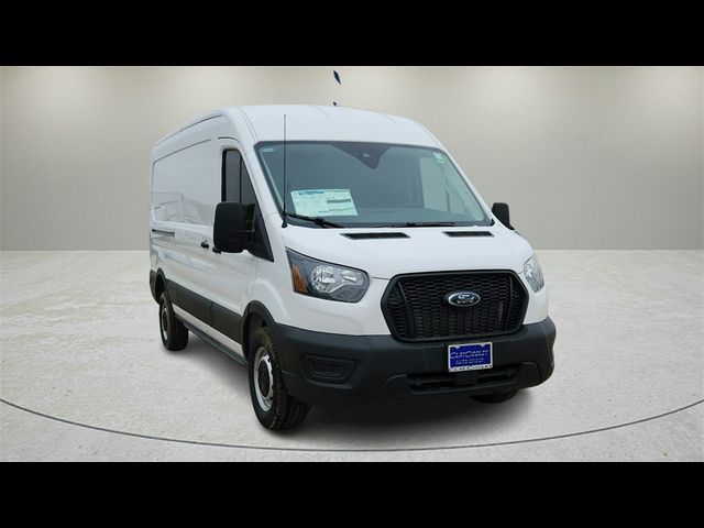 2025 Ford Transit Base
