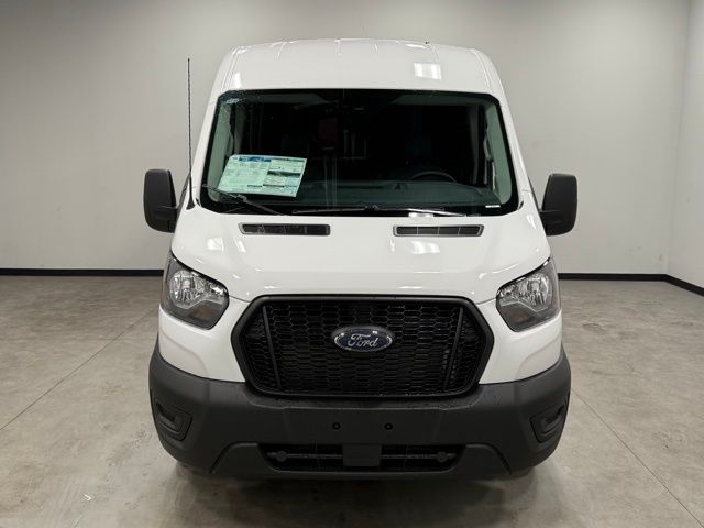 2025 Ford Transit Base