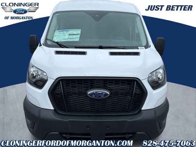 2025 Ford Transit Base