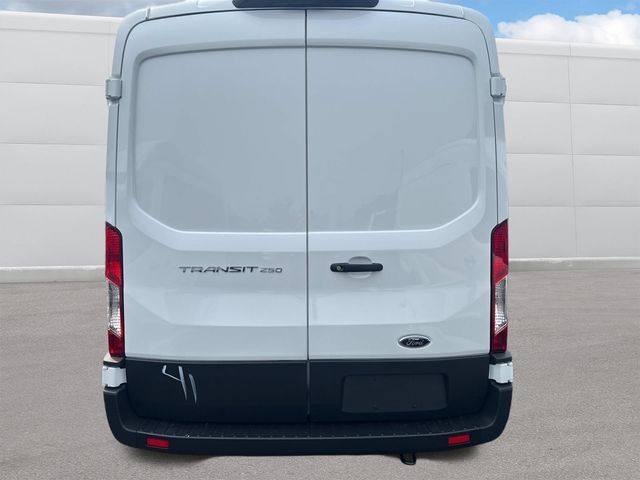 2025 Ford Transit Base