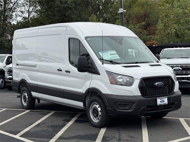 2025 Ford Transit Base