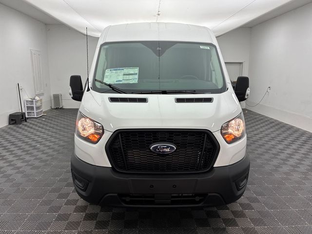 2025 Ford Transit Base
