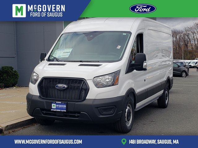 2025 Ford Transit Base