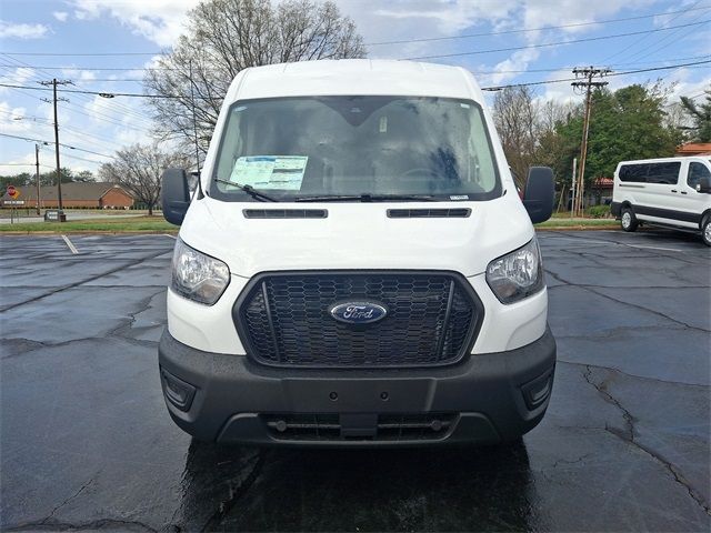 2025 Ford Transit Base