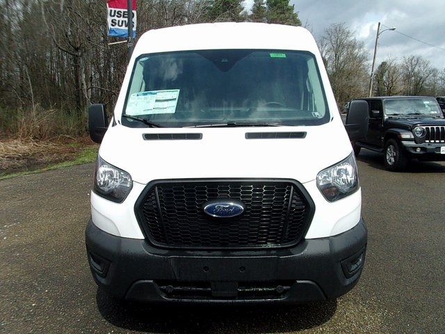 2025 Ford Transit Base
