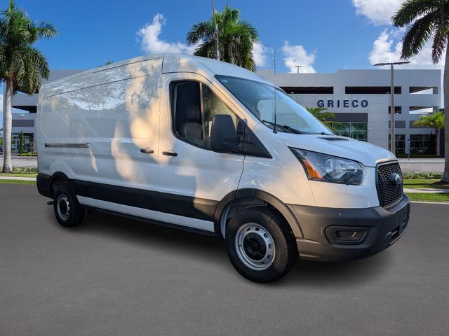 2025 Ford Transit Base