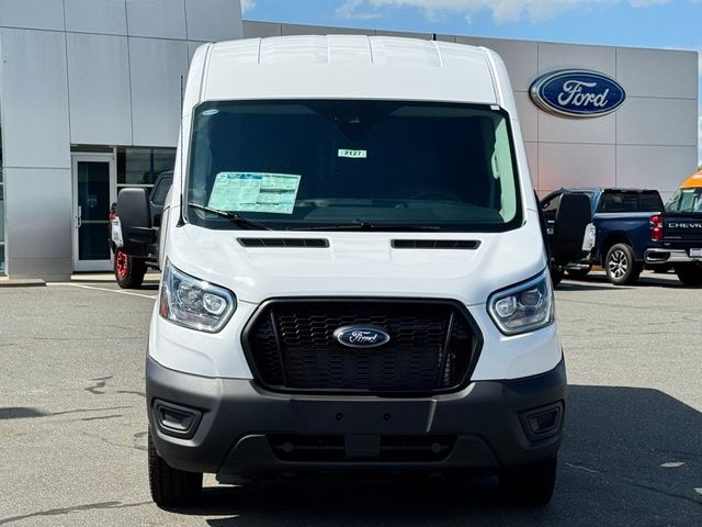2025 Ford Transit Base