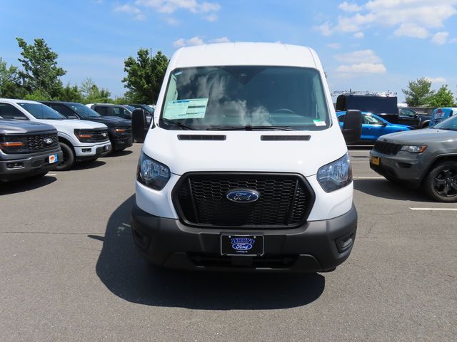 2025 Ford Transit Base