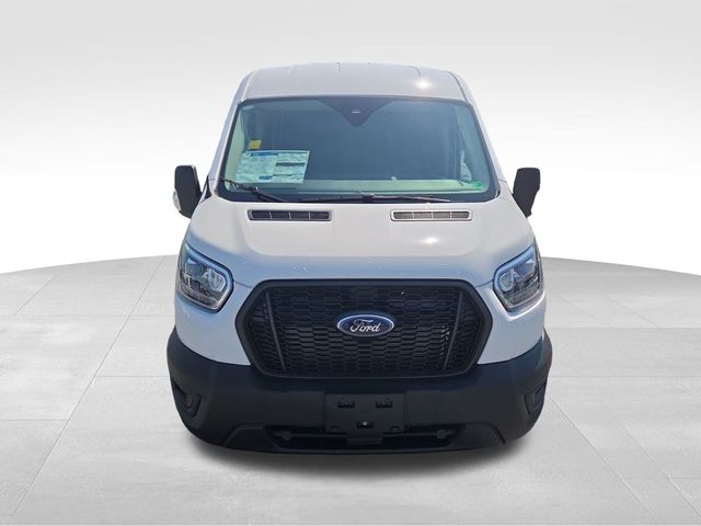 2025 Ford Transit Base
