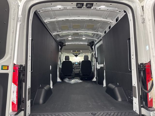 2025 Ford Transit Base