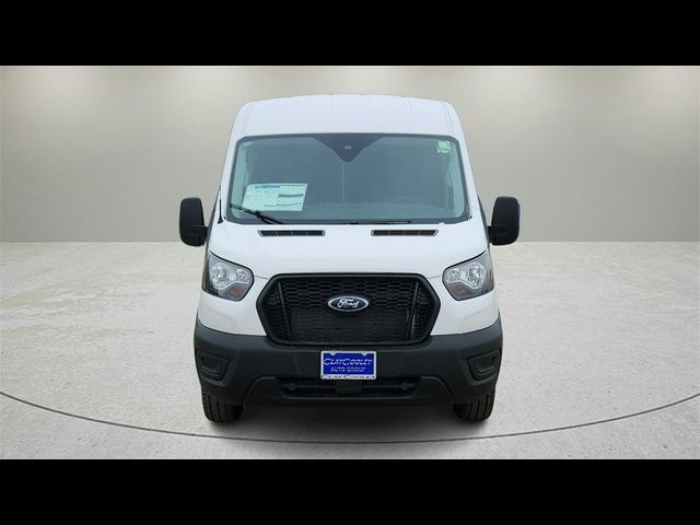 2025 Ford Transit Base