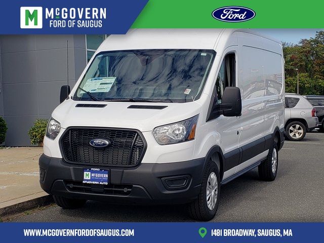 2025 Ford Transit Base