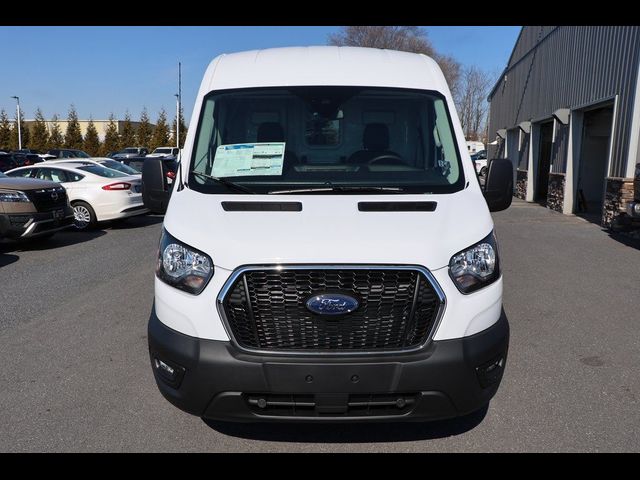 2025 Ford Transit Base