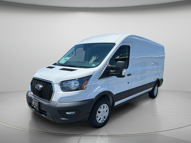 2025 Ford Transit Base