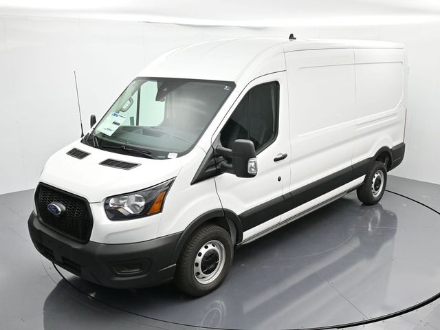 2025 Ford Transit Base