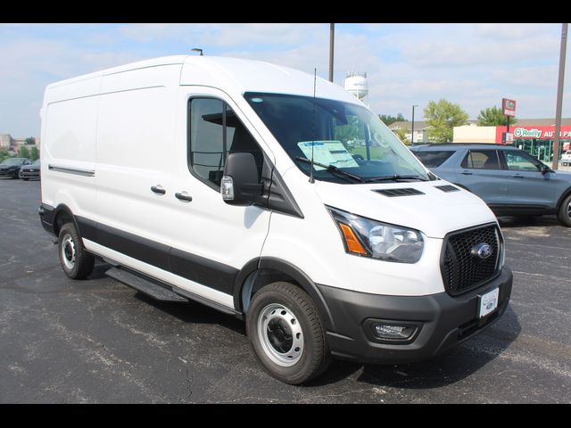 2025 Ford Transit Base