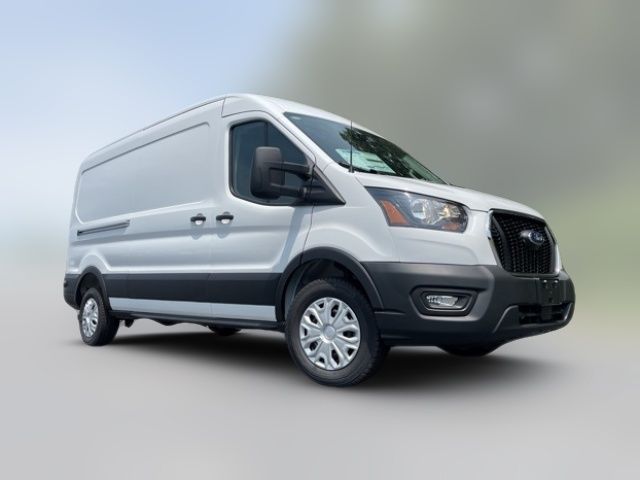 2025 Ford Transit Base