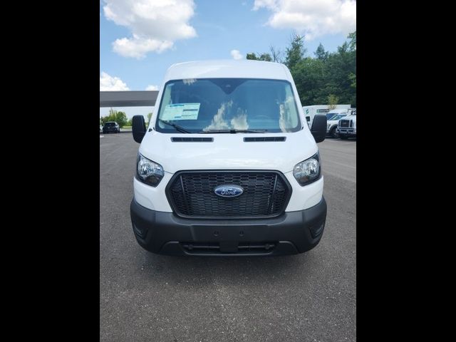 2025 Ford Transit Base