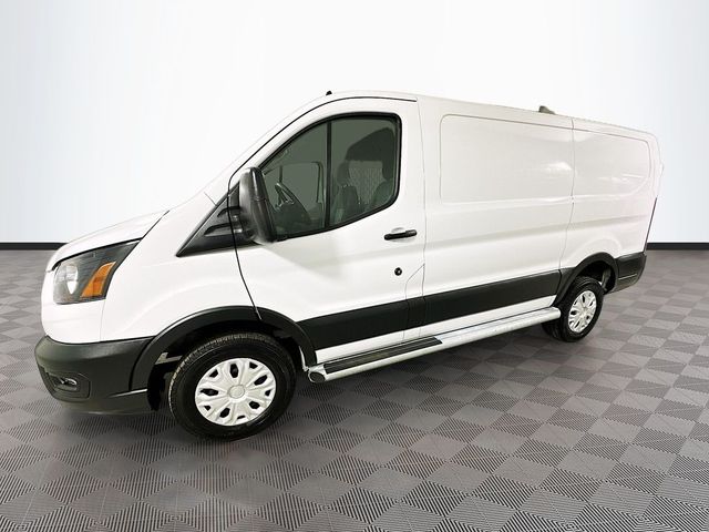 2025 Ford Transit Base