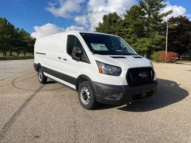2025 Ford Transit Base