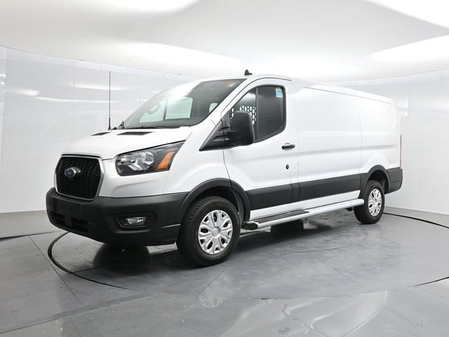 2025 Ford Transit Base