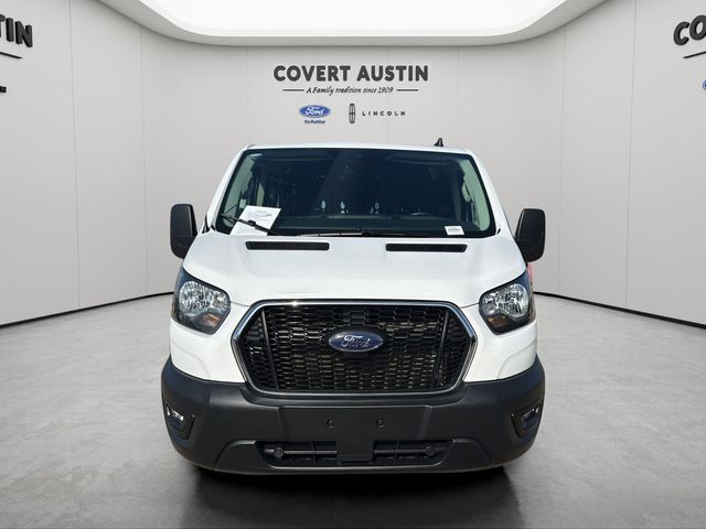 2025 Ford Transit Base
