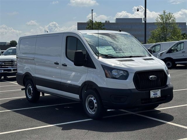 2025 Ford Transit Base