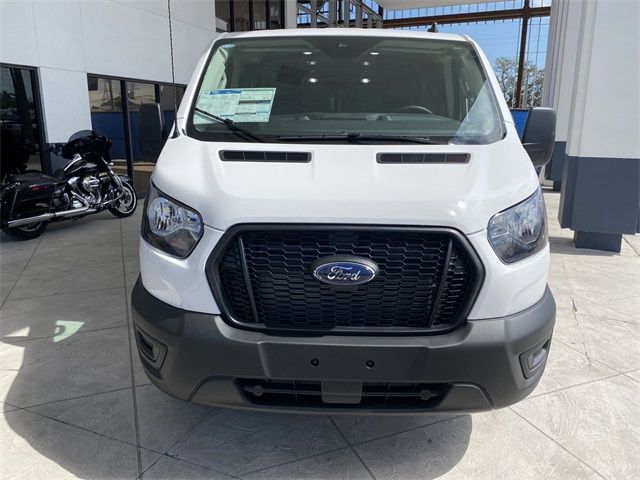 2025 Ford Transit Base