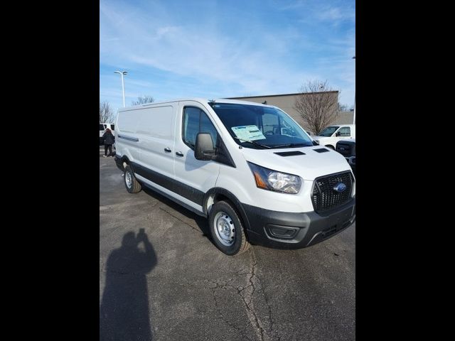 2025 Ford Transit Base