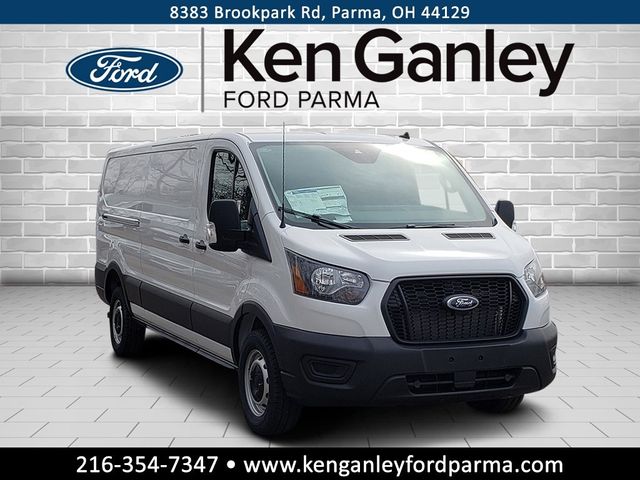 2025 Ford Transit Base