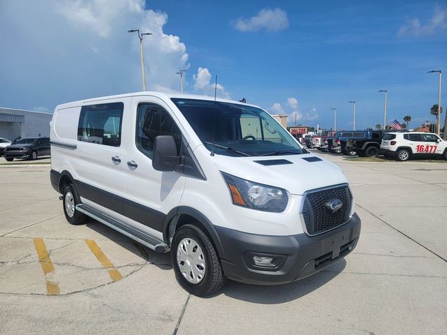 2025 Ford Transit Base