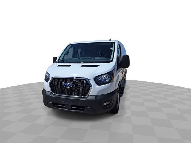 2025 Ford Transit Base
