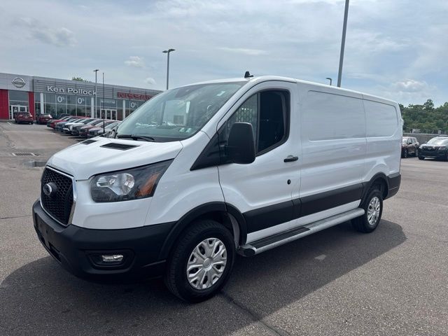 2025 Ford Transit Base