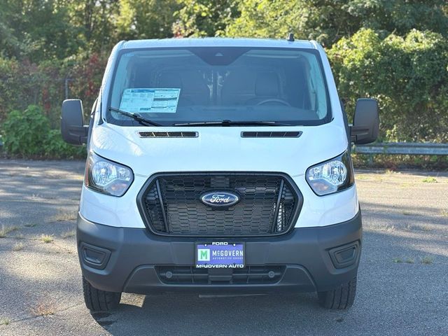2025 Ford Transit Base