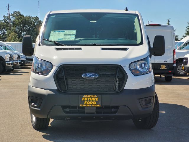 2025 Ford Transit Base