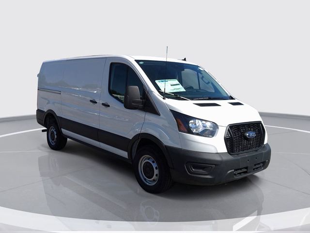 2025 Ford Transit Base