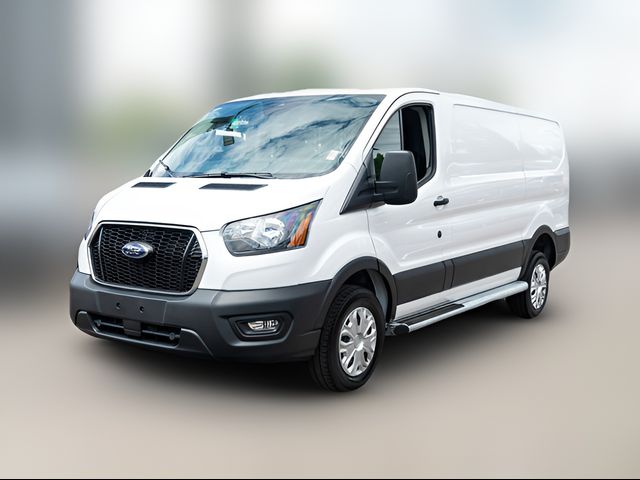 2025 Ford Transit Base