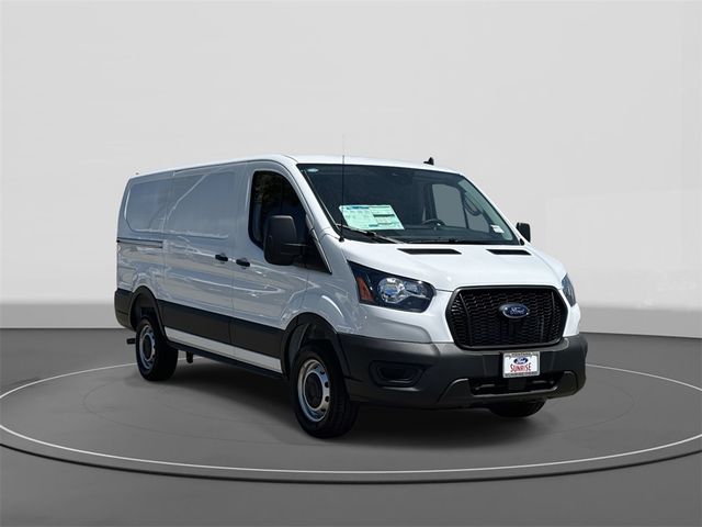 2025 Ford Transit Base
