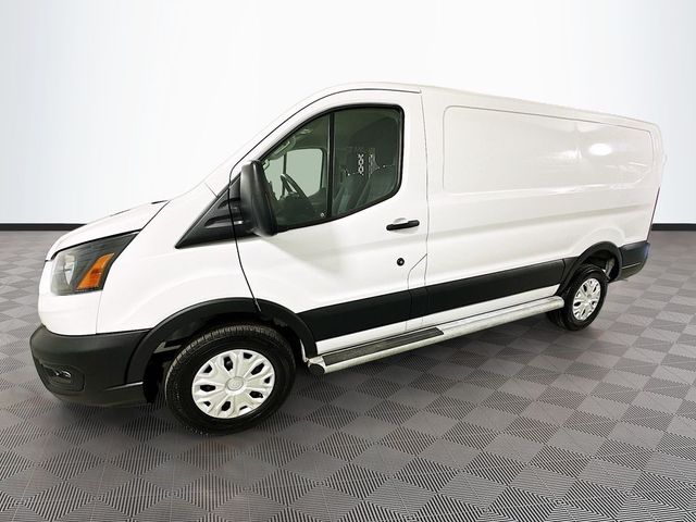 2025 Ford Transit Base