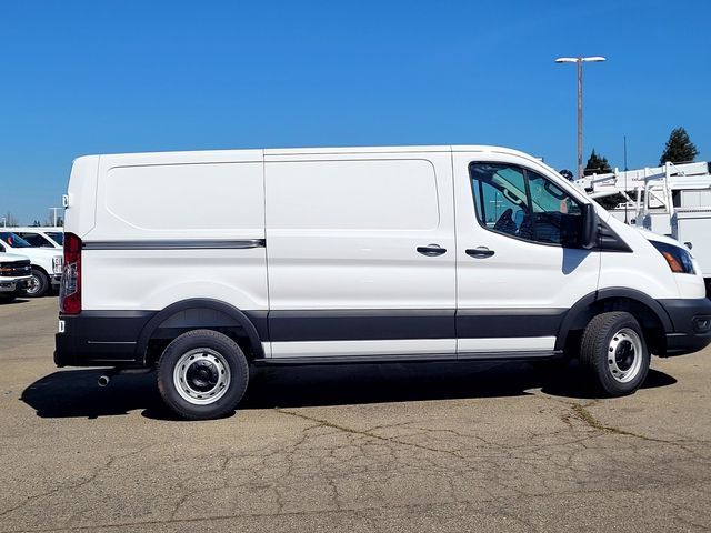 2025 Ford Transit Base