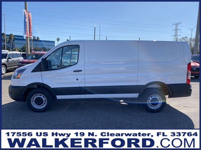 2025 Ford Transit Base