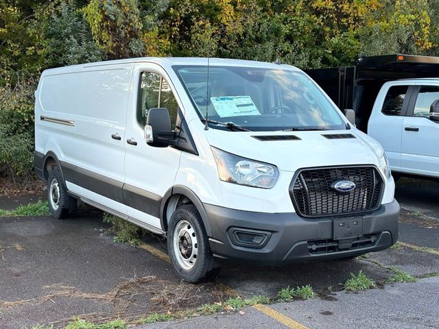 2025 Ford Transit Base
