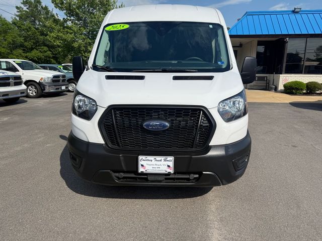 2025 Ford Transit Base